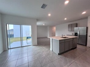 7307 Broad River Ave in Land O Lakes, FL - Building Photo - Building Photo