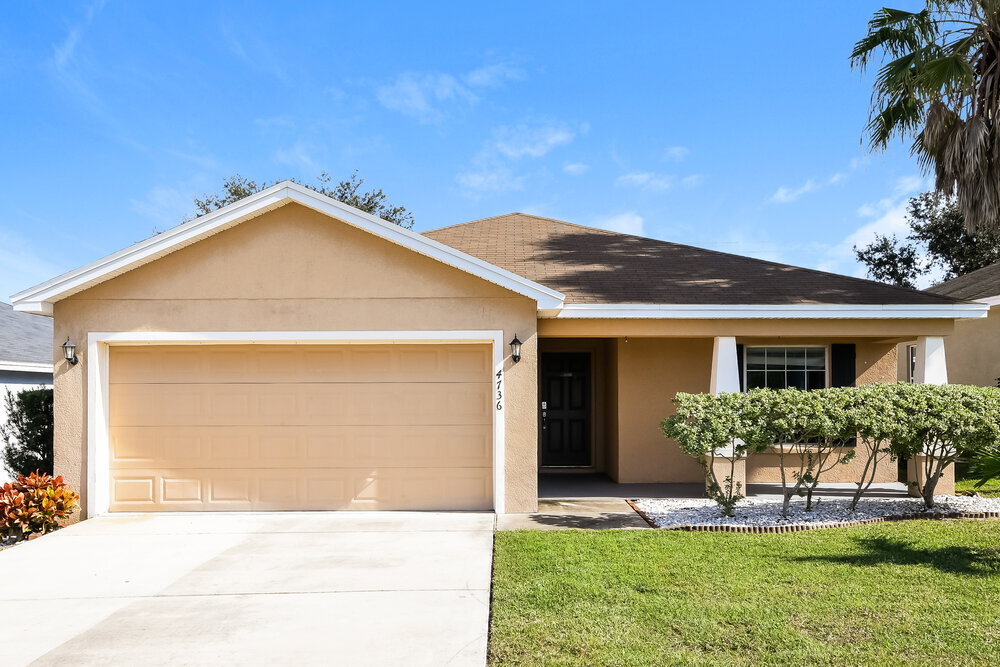 4736 Summerfield Cir in Winter Haven, FL - Building Photo