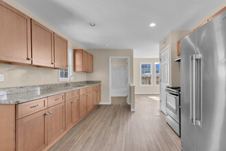 10 Rimmondale St in Seymour, CT - Building Photo - Building Photo