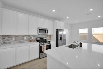 4000 Richmar Butte Ave in Las Vegas, NV - Building Photo - Building Photo