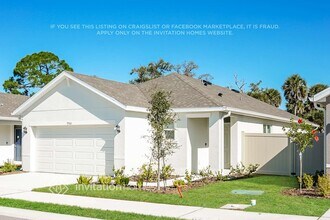 7960 Majestic Palms Ct in Venice, FL - Foto de edificio - Building Photo