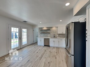 3601 W Villa Rita Dr in Glendale, AZ - Building Photo - Building Photo