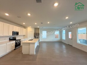 537 Ml Trce Wy in Princeton, TX - Building Photo - Building Photo