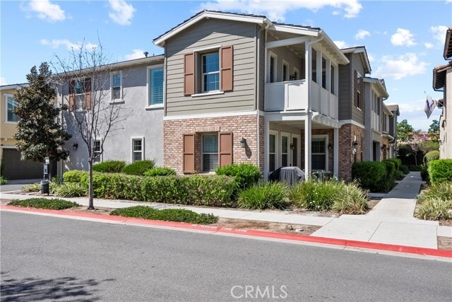 property at 200 Jaripol Cir