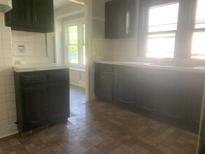 11801 Lenacrave Ave in Cleveland, OH - Building Photo - Building Photo