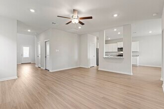 8830 Ice Quartz Dr in Arcola, TX - Building Photo - Building Photo