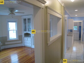 18 Bigelow St, Unit 3 in Boston, MA - Building Photo - Building Photo