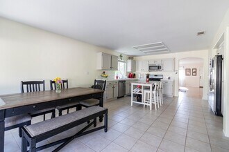 43078 Via Jumilla in Temecula, CA - Building Photo - Building Photo