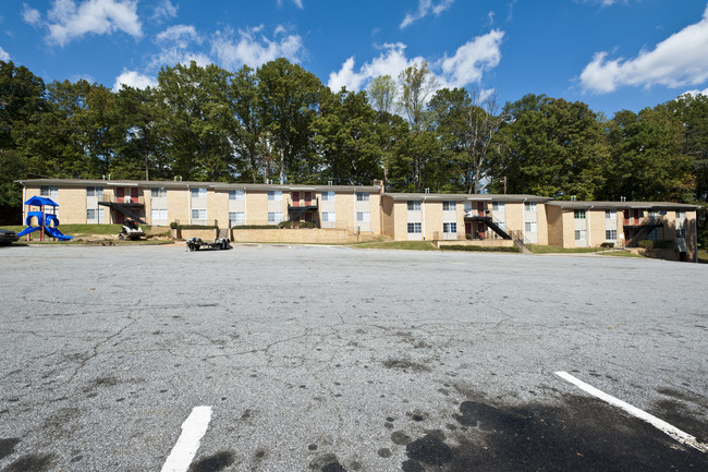 Shawnee Apartments in Atlanta, GA - Building Photo - Building Photo