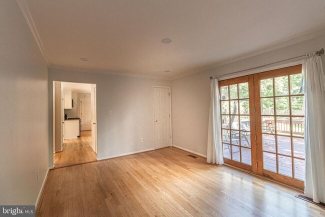 property at 7884 Godolphin Dr