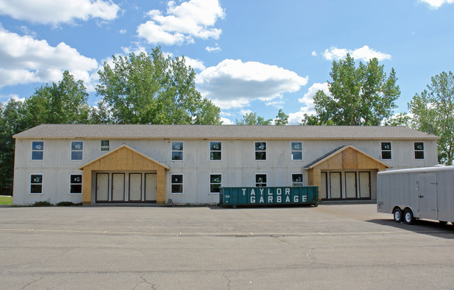 Tudor Village Apartments in Vestal, NY - Building Photo - Building Photo