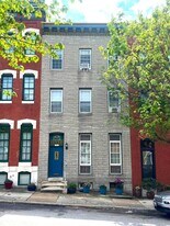 1923 E Pratt St in Baltimore, MD - Building Photo