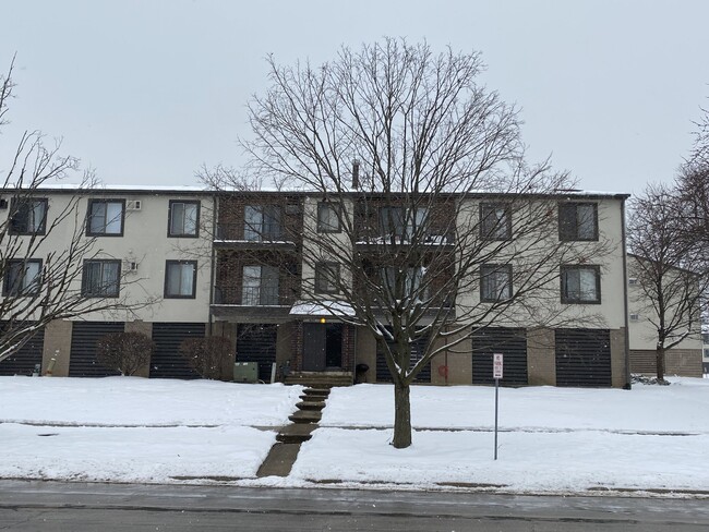 404 E Bailey Rd, Unit 203