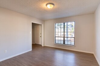 539 Pheasant Run Dr in Evans, GA - Building Photo - Building Photo