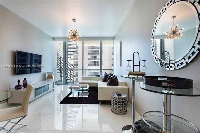 6799 Collins Ave in Miami Beach, FL - Building Photo - Building Photo