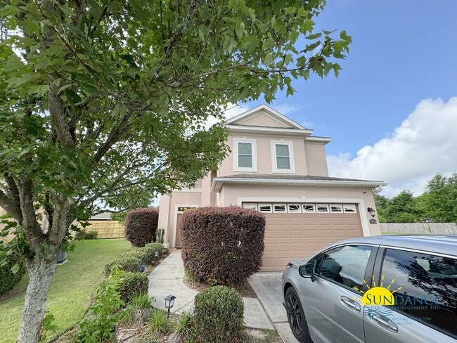 property at 1552 Venice Ave