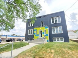 214 16th Ave SW, Unit 2