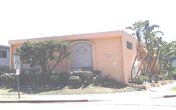 13424 Moorpark St in Sherman Oaks, CA - Building Photo - Other