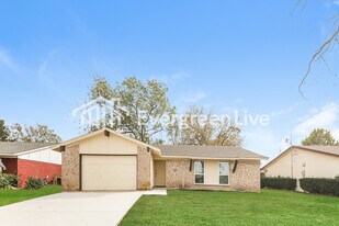 816 Jack St in Seagoville, TX - Building Photo