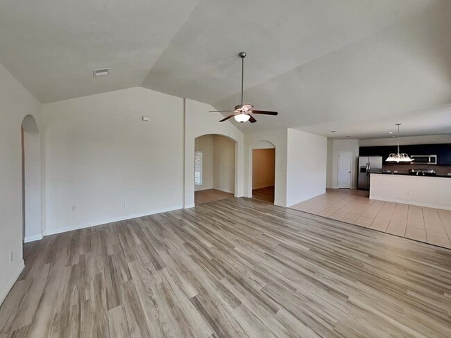 30711 Academy Trace Dr in Spring, TX - Building Photo - Building Photo