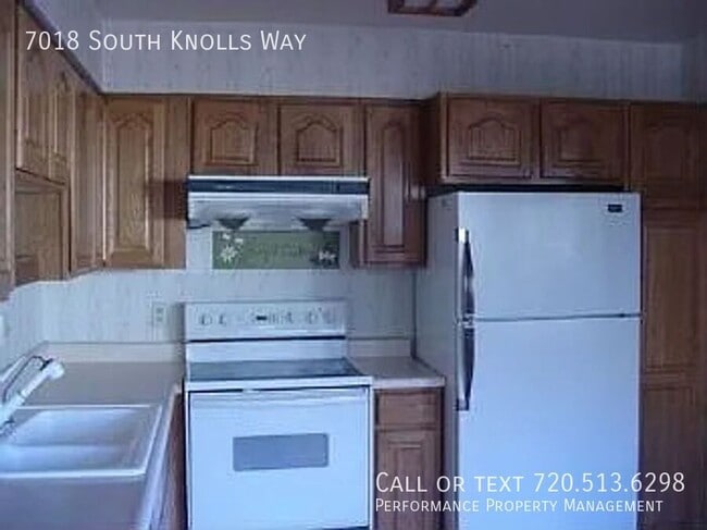 7018 S Knolls Way in Centennial, CO - Building Photo - Building Photo