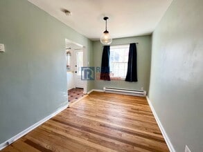 2858 Jasmine St in Denver, CO - Building Photo - Building Photo