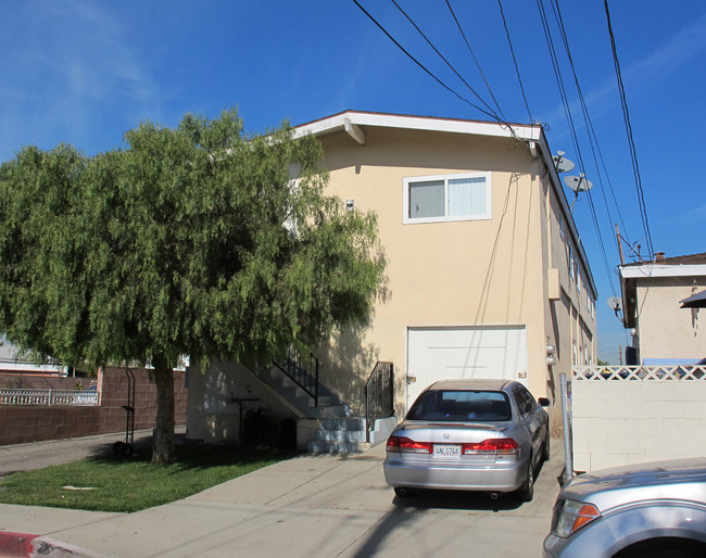 4705 W 173rd St in Lawndale, CA - Building Photo - Building Photo