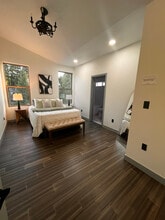 16031 WA-9 in Snohomish, WA - Foto de edificio - Building Photo