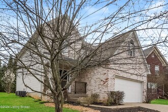 9710 Collier Ln in Louisville, KY - Building Photo - Building Photo