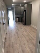 28 South 48th St, Unit 2 in Philadelphia, PA - Building Photo