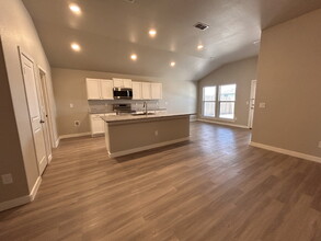 2010 135th St in Lubbock, TX - Building Photo - Building Photo