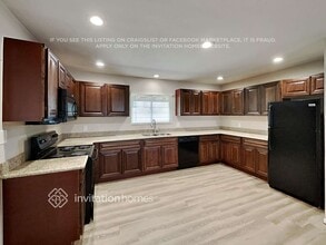 1001 E Ruth Ave in Phoenix, AZ - Building Photo - Building Photo