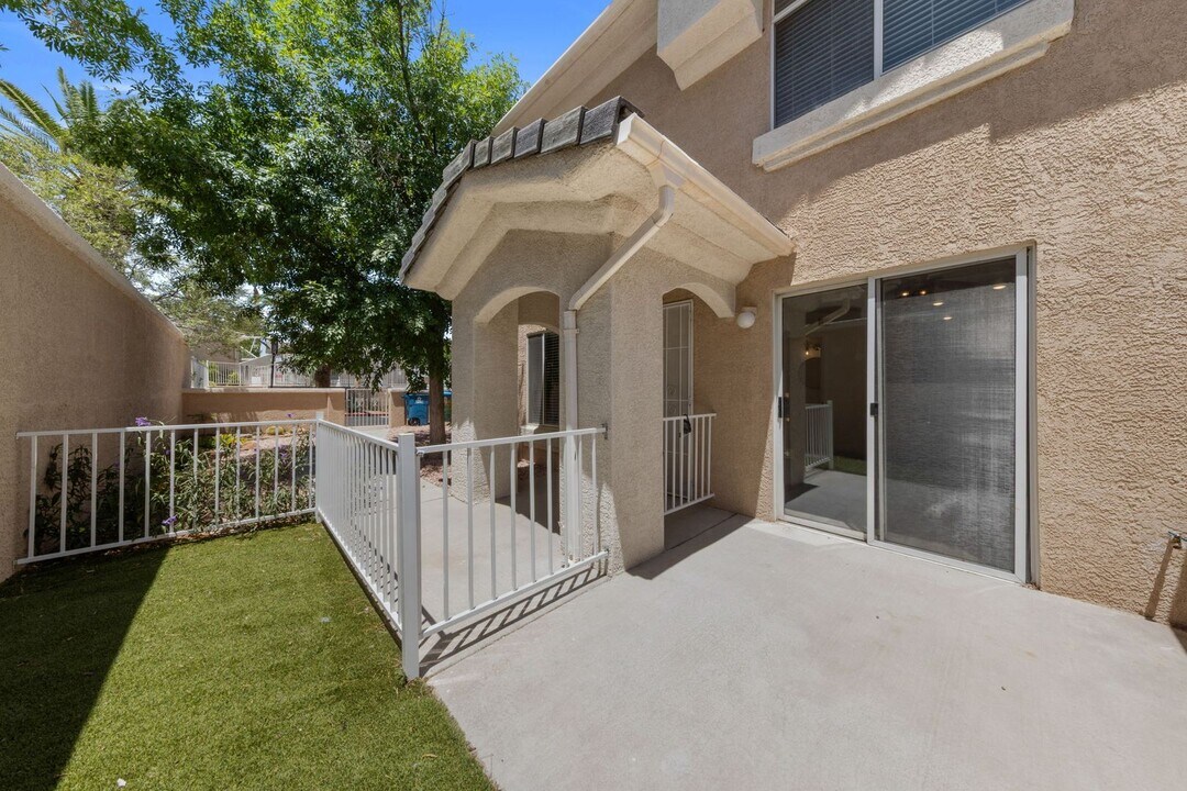 508 Breezy Orchard St in Henderson, NV - Building Photo
