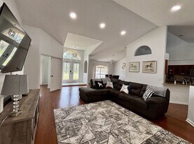 13885 Sheffield St in Wellington, FL - Building Photo