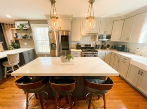 14 Oak St, Unit 2 in Somerville, MA - Foto de edificio - Building Photo