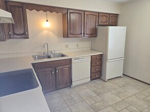 6955 Dorr St, Unit 6955 Dorr in Toledo, OH - Building Photo - Building Photo