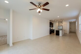 10746 W Bloch Rd in Tolleson, AZ - Building Photo - Building Photo