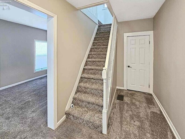 245 Jefferson St in Tiffin, OH - Building Photo - Building Photo