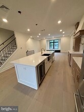 7519 Ridge Ave in Philadelphia, PA - Building Photo - Building Photo