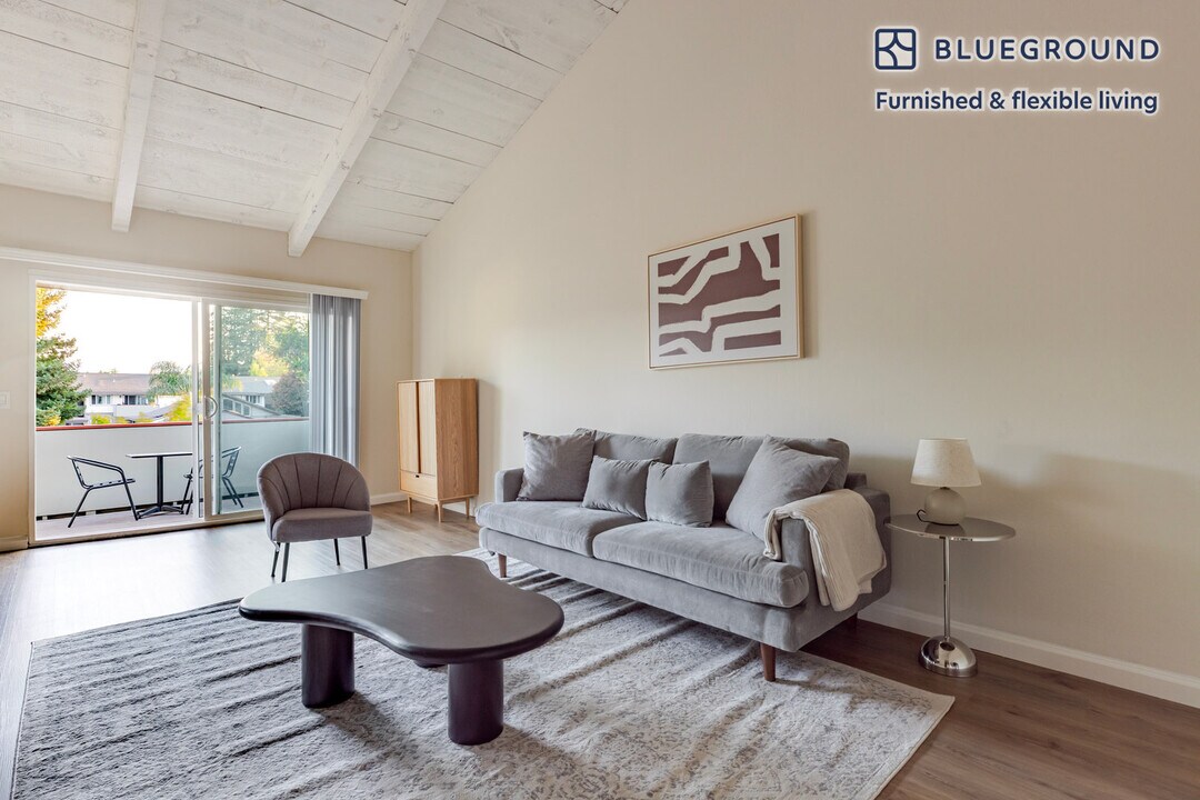 151 S Bernardo Ave in Sunnyvale, CA - Building Photo