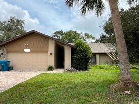5298 Florentine Ct in Spring Hill, FL - Building Photo