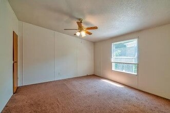 714 Baldwin Ave SW in Knoxville, TN - Foto de edificio - Building Photo