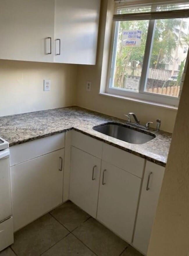 property at 315 NW 84th Terrace