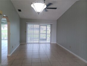 913 Gleason Pkwy in Cape Coral, FL - Building Photo - Building Photo