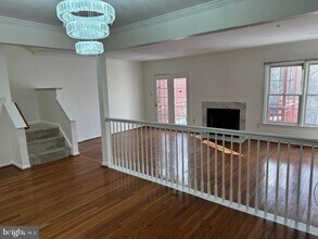 12012 Saw Mill Ct in Silver Spring, MD - Building Photo - Building Photo