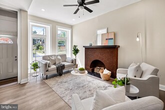 2011 Boone St in Baltimore, MD - Building Photo - Building Photo