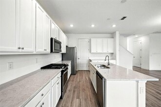 700 Benoi Dr in Davenport, FL - Building Photo - Building Photo