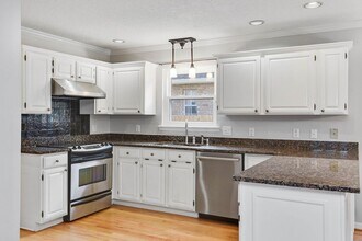 1580 Oakhurst Ave in Winter Park, FL - Building Photo - Building Photo