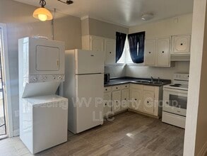 2 Woodson Ct in Hurricane, WV - Building Photo - Building Photo