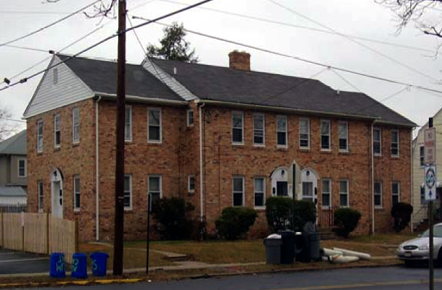 15 E Browning Rd in Collingswood, NJ - Foto de edificio